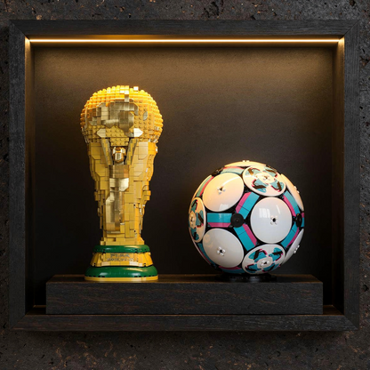 Compre Junto! Ta&ccedil;a da Copa + Bola de Futebol
