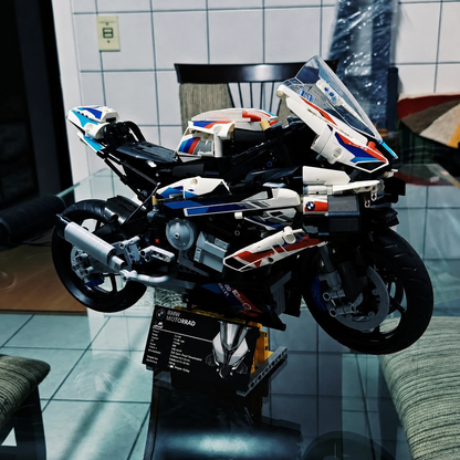 BMW M 1000 RR (1920 pe&ccedil;as)