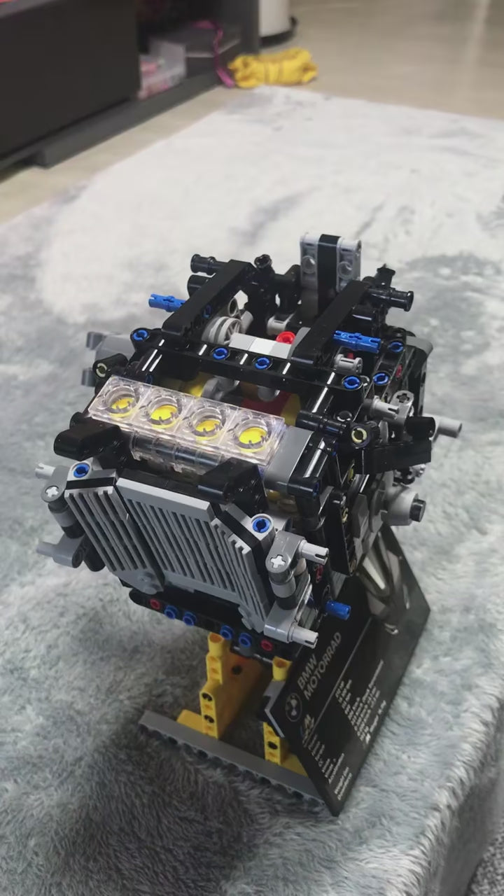 BMW M 1000 RR (1920 pe&ccedil;as)