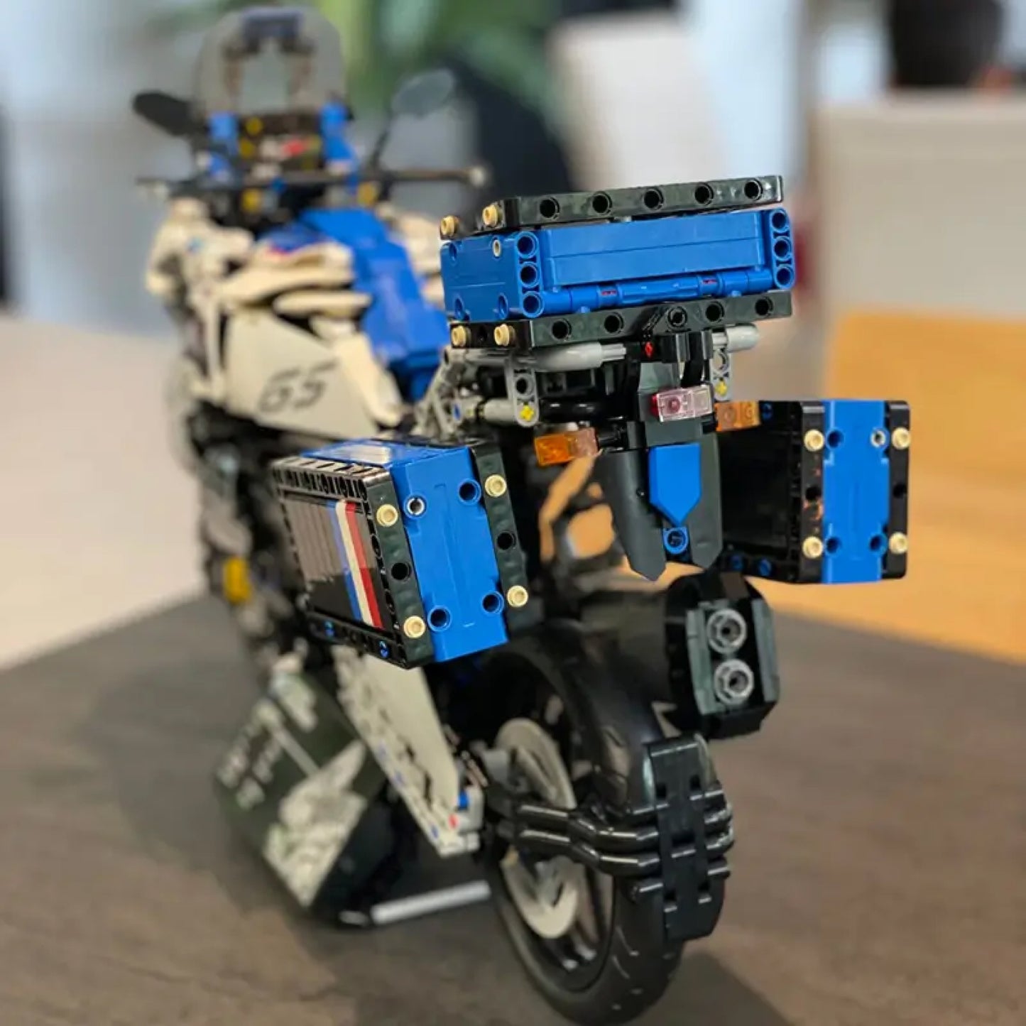 BMW R1250 GS (2396 pe&ccedil;as)