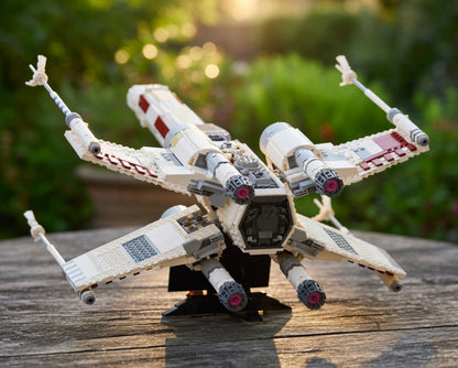Star Wars - Ca&ccedil;a-Estelar X-Wing (1949 pe&ccedil;as)