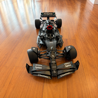 F&oacute;rmula 1 - Mercedes AMG W14 (1642 pe&ccedil;as)