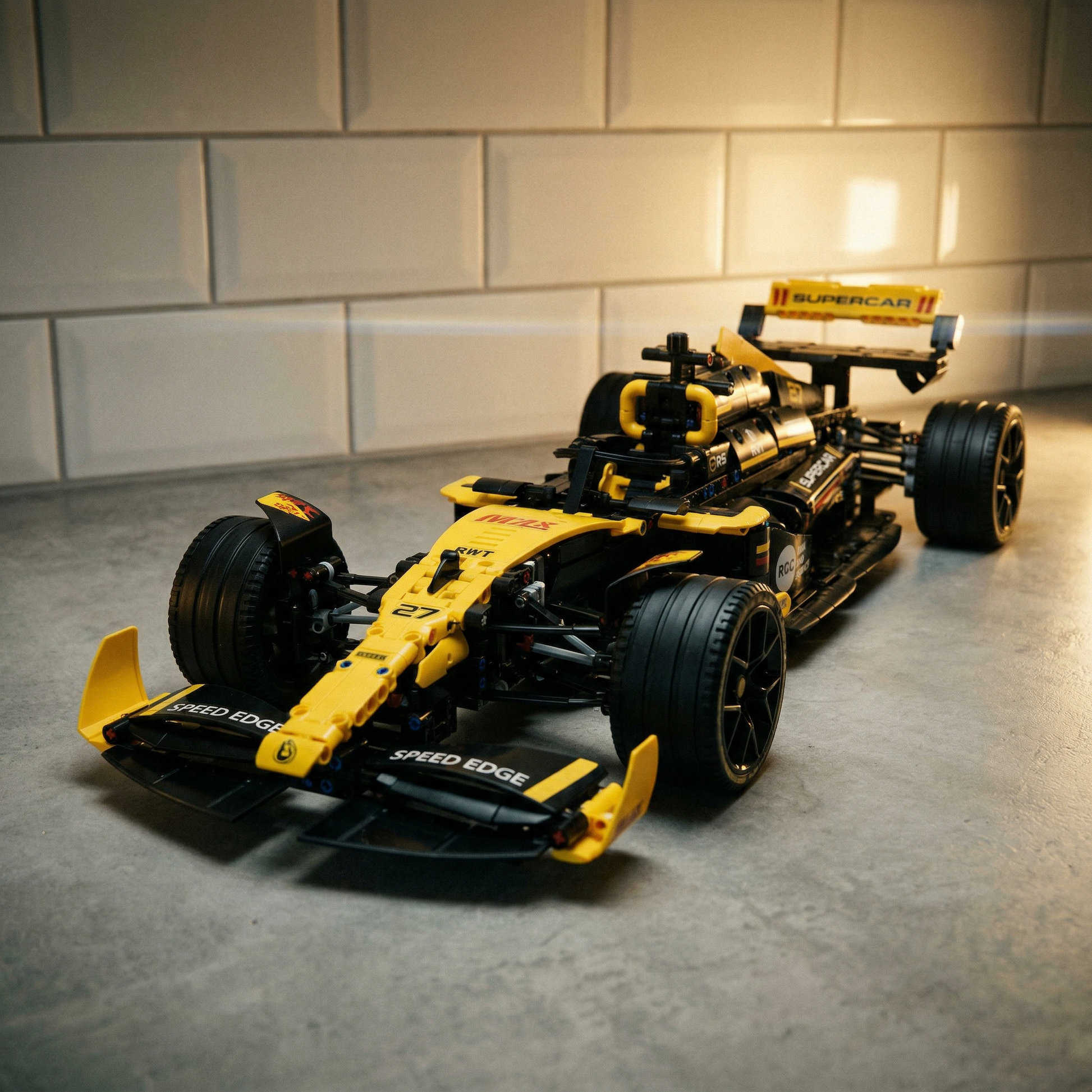 F&oacute;rmula 1 - Renault RS20 (1650 pe&ccedil;as)