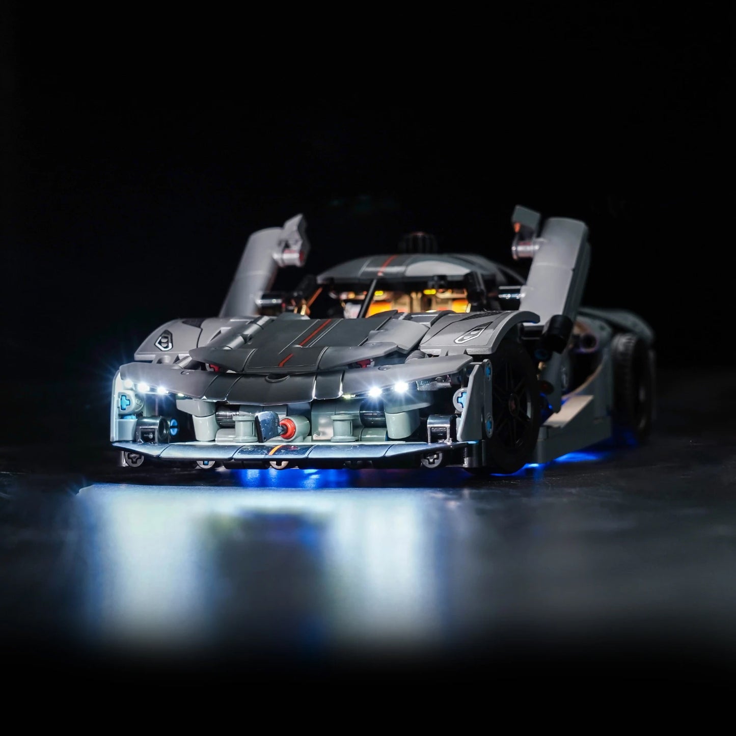 Kit de Ilumina&ccedil;&atilde;o para o Hypercar Koenigsegg Jesko