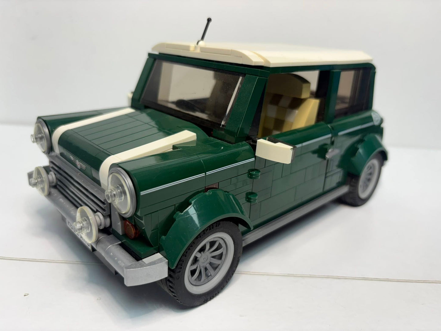 Mini Cooper (1077 pe&ccedil;as)