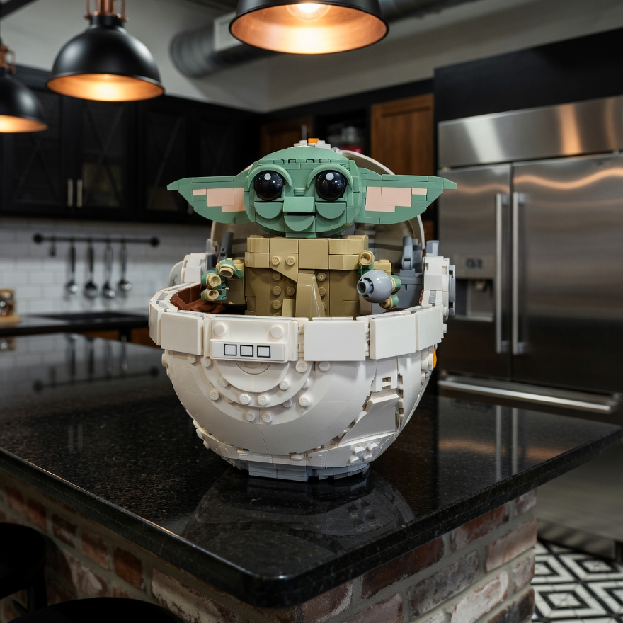 Baby Yoda no Carrinho Flutuante (1048 pe&ccedil;as)
