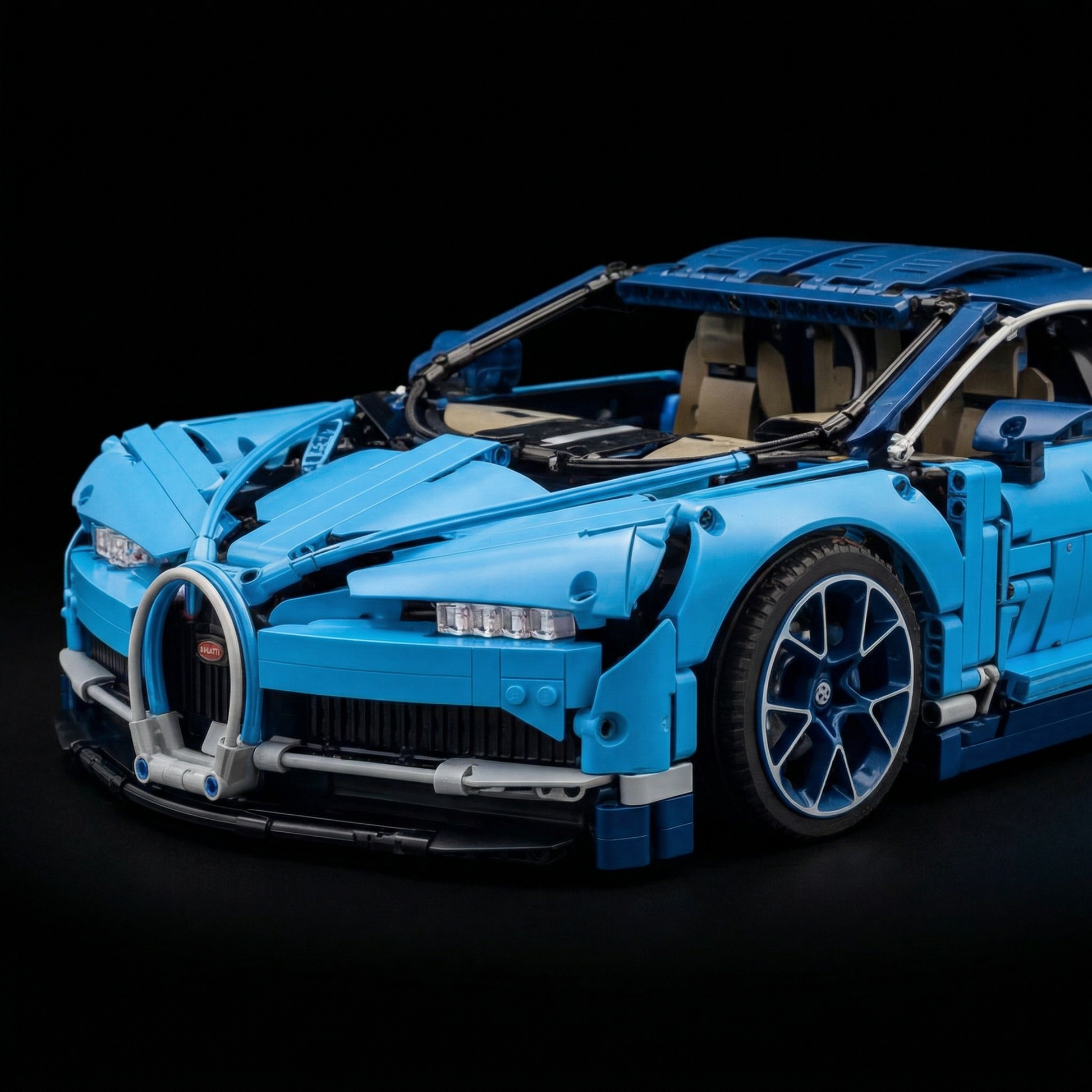Bugatti Chiron (3599 pe&ccedil;as)