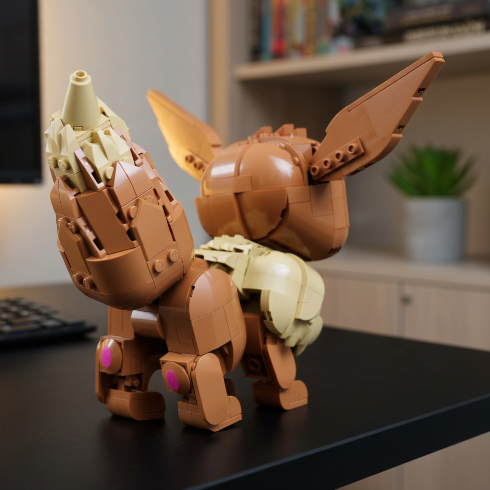 Pok&eacute;mon - Eevee (587 pe&ccedil;as)