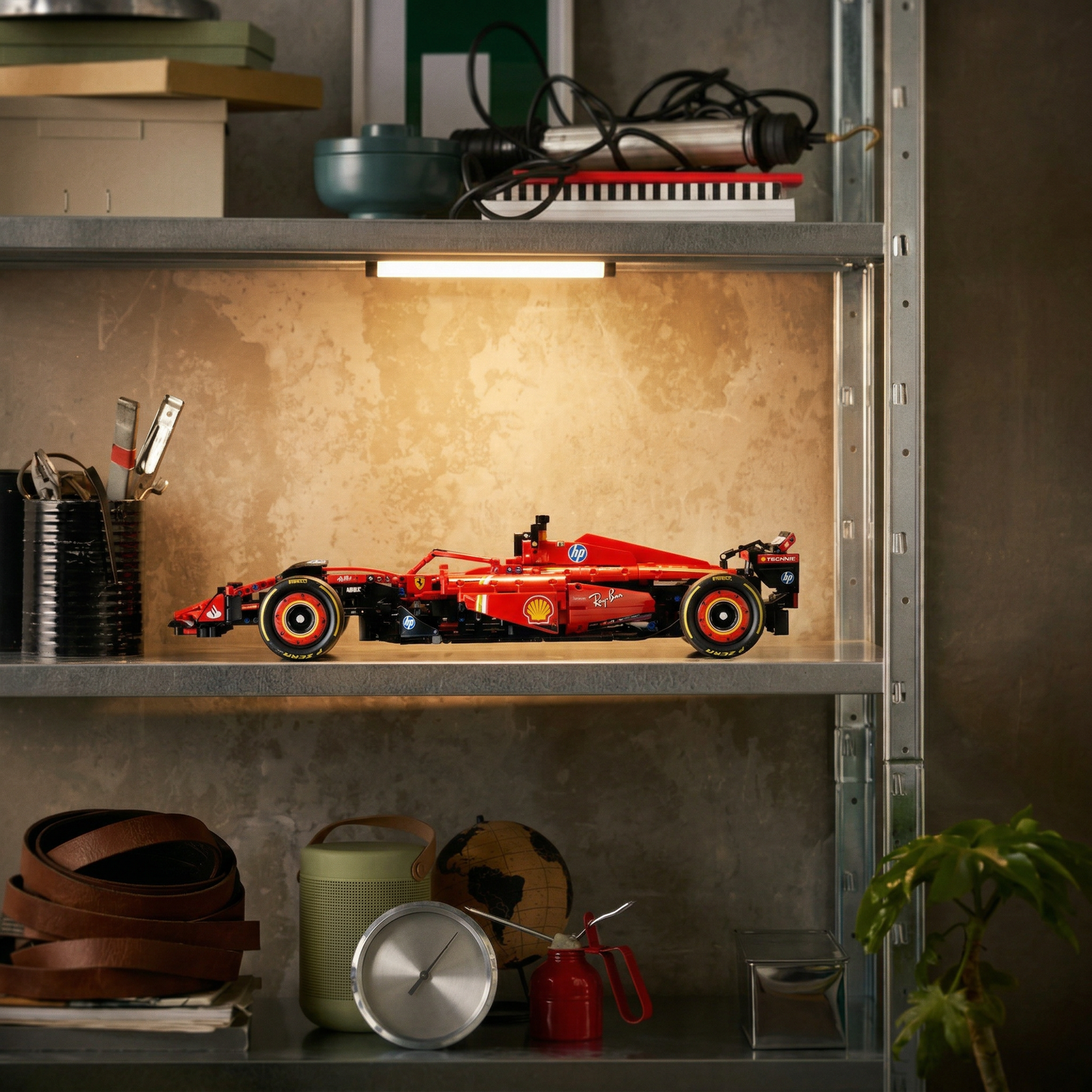 F&oacute;rmula 1 - Ferrari SF24 (1361 pe&ccedil;as)