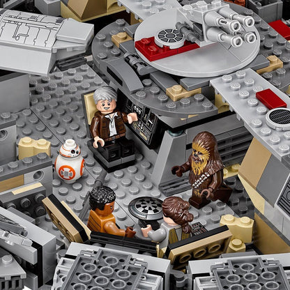 Star Wars - Millennium Falcon (1381 pe&ccedil;as)