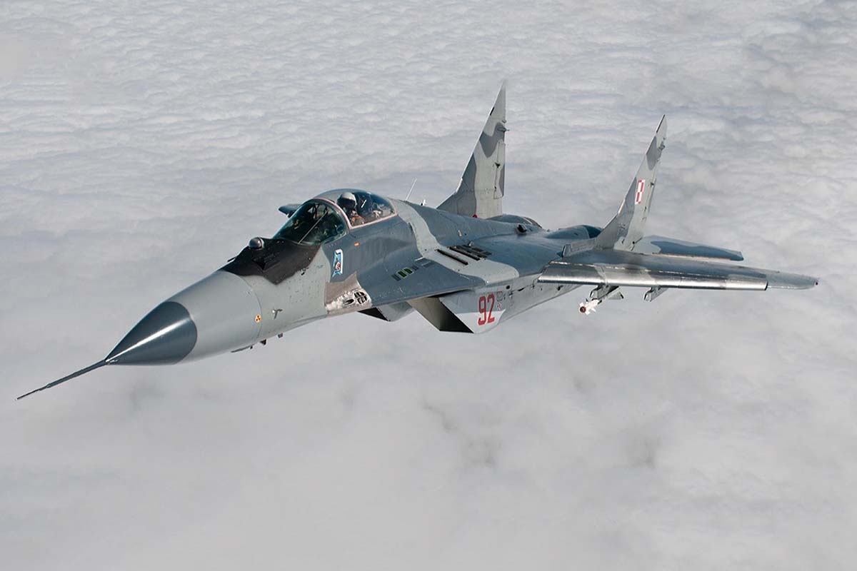 Alemanha autoriza a Polônia a repassar caças MiG-29 para a Ucrânia