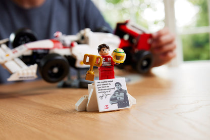 F&oacute;rmula 1 - McLaren MP4/4 + Ayrton Senna (693 pe&ccedil;as)