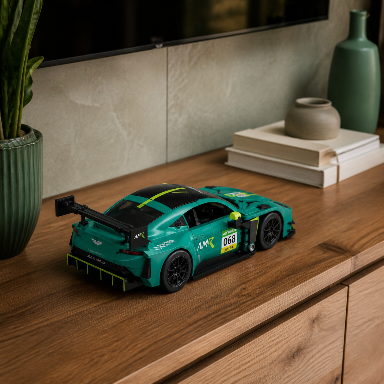 Hot Wheels - Vantage GT3 (793 pe&ccedil;as)