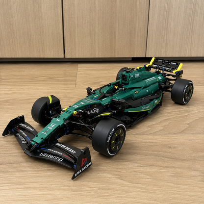 F&oacute;rmula 1 - Aston Martin AMR24 (1912 pe&ccedil;as)