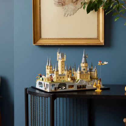 Harry Potter - O Castelo e os Campos de Hogwarts (2660 pe&ccedil;as)