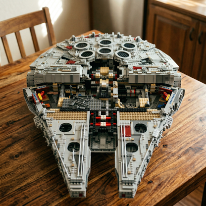 Millennium Falcon (7541 pe&ccedil;as)