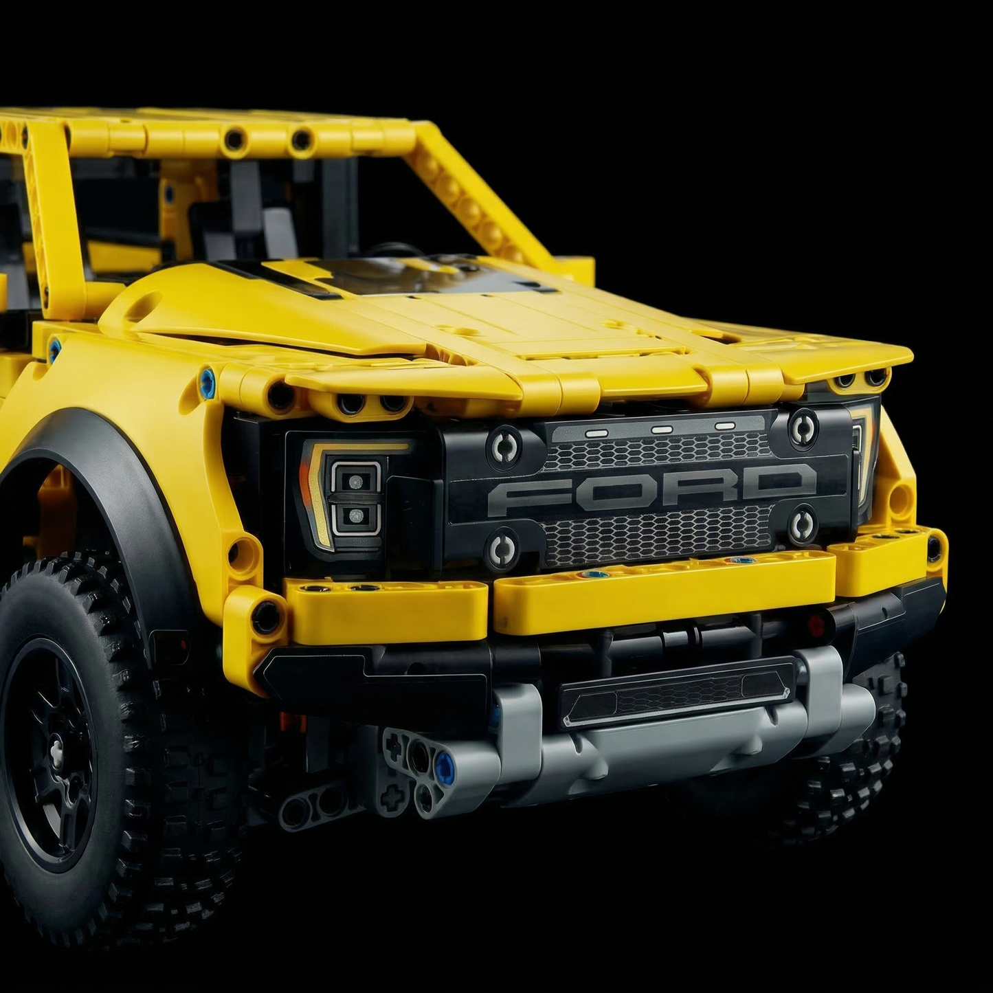 Ford F-150 Raptor Amarelo (1379 pe&ccedil;as)