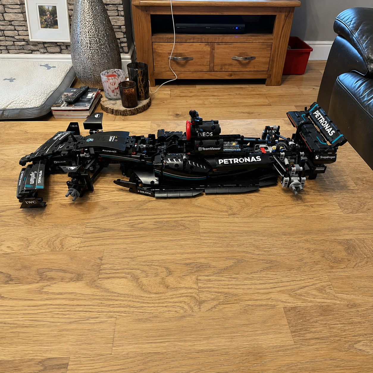 F&oacute;rmula 1 - Mercedes AMG W14 (1642 pe&ccedil;as)