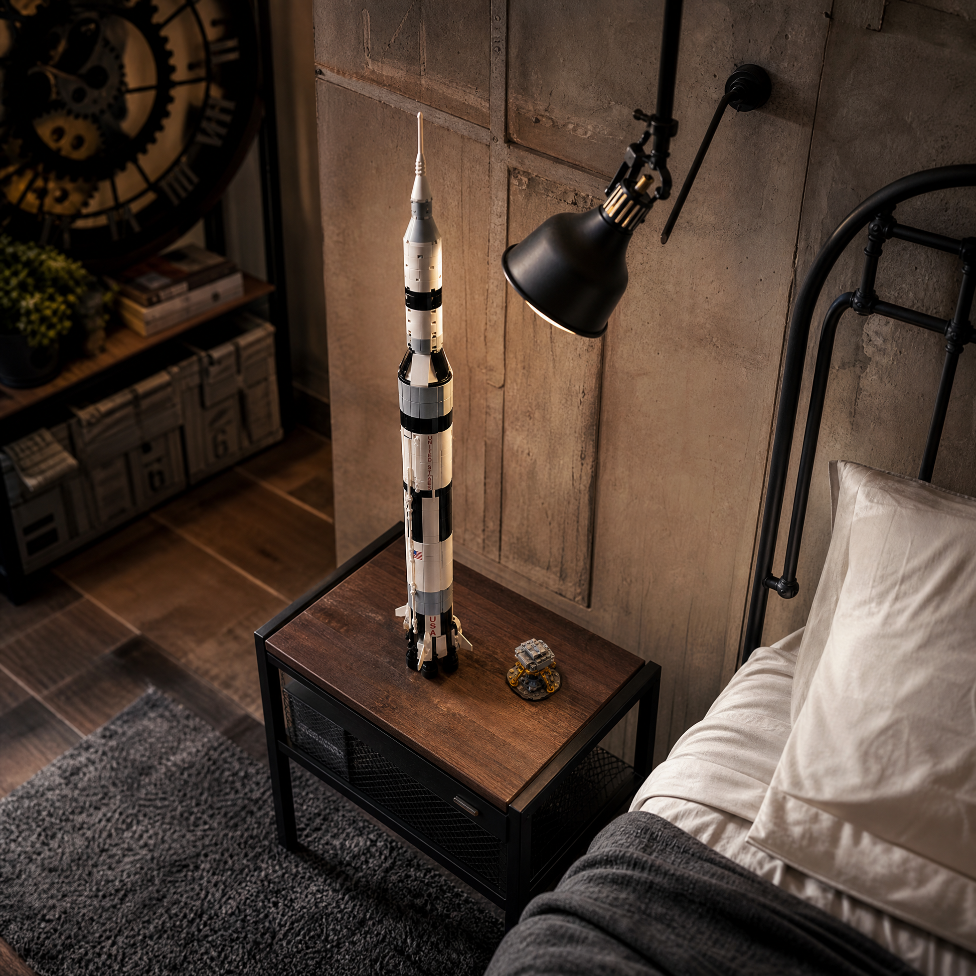 Oferta Exclusiva deste An&uacute;ncio | NASA Apollo Saturn V (602 pe&ccedil;as)
