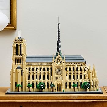 Catedral de Notre-Dame de Paris (4383 pe&ccedil;as)