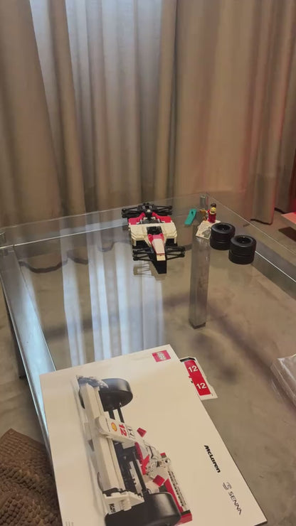F&oacute;rmula 1 - McLaren MP4/4 + Ayrton Senna (693 pe&ccedil;as)