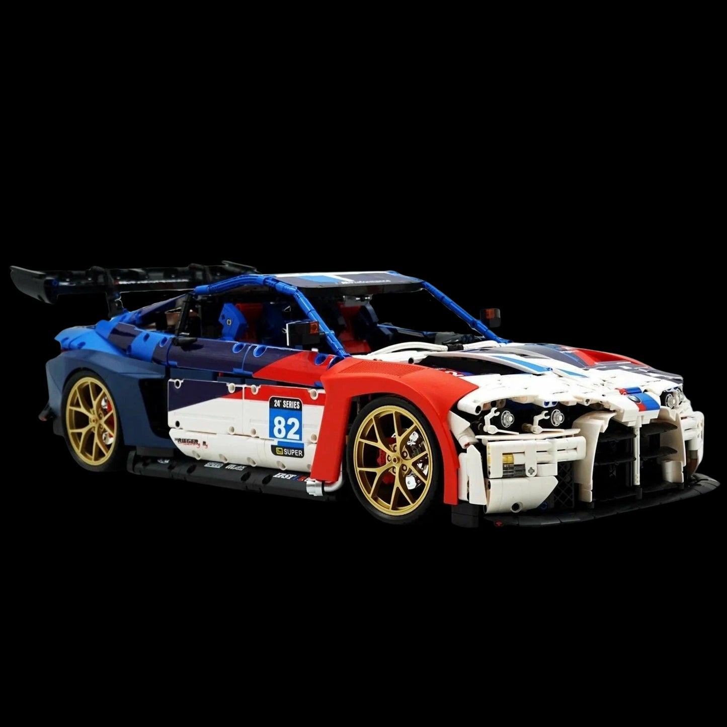 BMW M4 GT4 (4556 pe&ccedil;as)