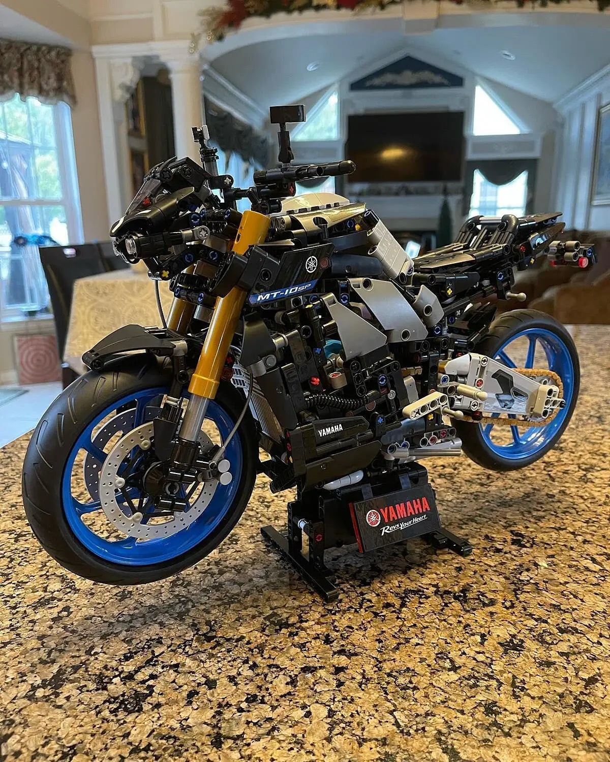 Yamaha MT-10 SP (1478 pe&ccedil;as)